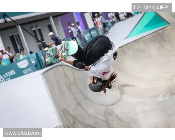 北京滑板队意识形态争议引发热议滑板文化的未来走向探讨