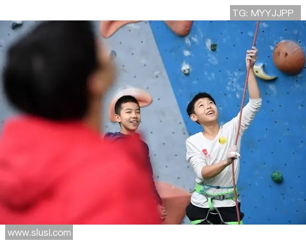 攀岩团队协作实力大比拼北京攀岩队荣获第五名佳绩 攀岩团队协作实力大比拼北京攀岩队荣获第五名佳绩