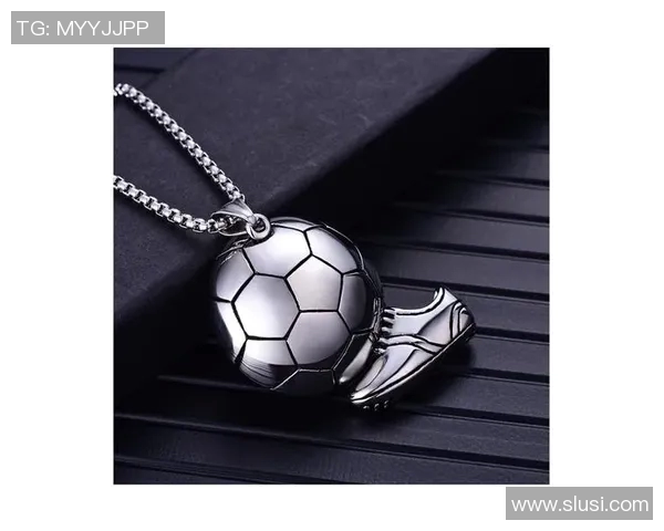 足球明星的时尚魅力盘点他们佩戴的独特首饰与个性风格